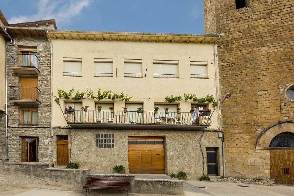Cal Joan Villa Salàs de Pallars 0*,  España